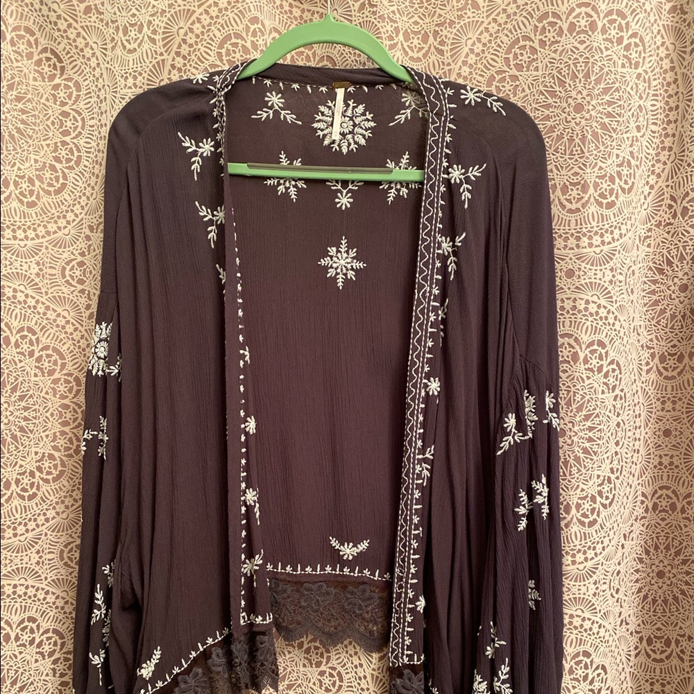 Free people shaw/kimono